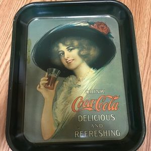 1912 Coca-Cola Girl with Hat Tray